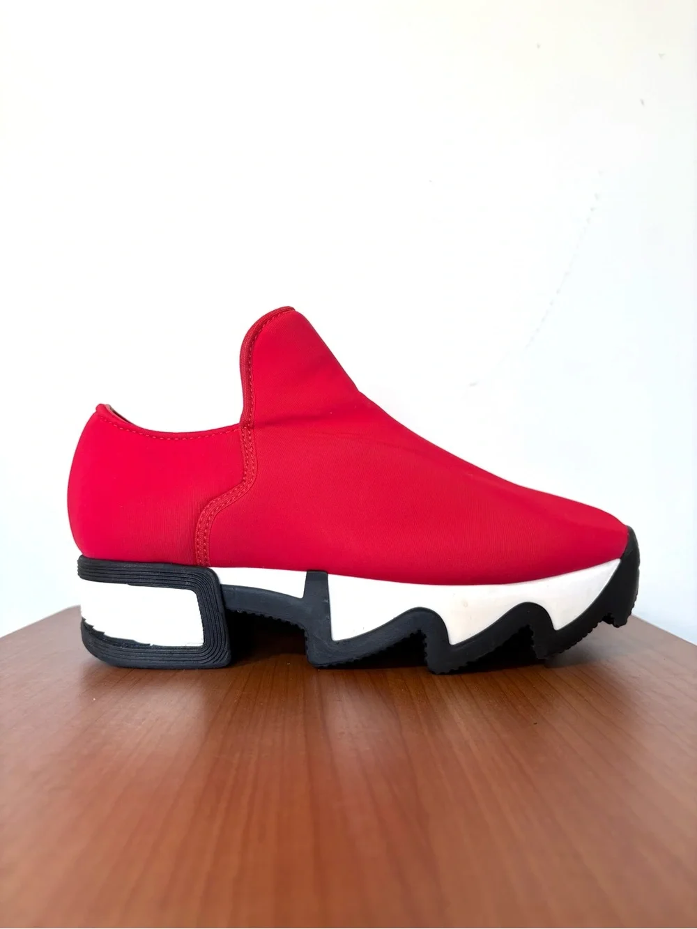 iRi WES I Red Low Top Neoprene Sneakers